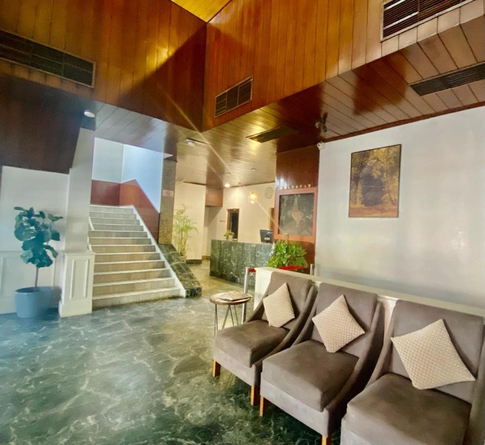 Hotel Tragopan Dimāpur エクステリア 写真