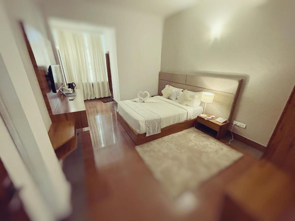 Hotel Tragopan Dimāpur エクステリア 写真