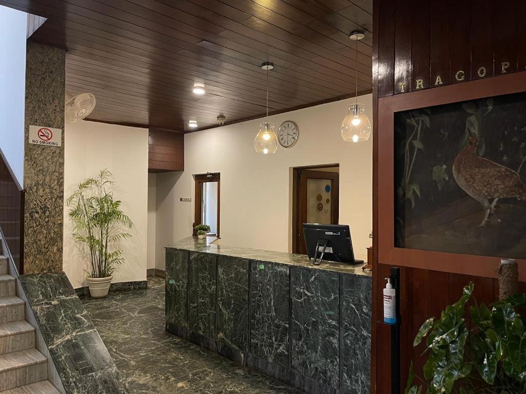 Hotel Tragopan Dimāpur エクステリア 写真